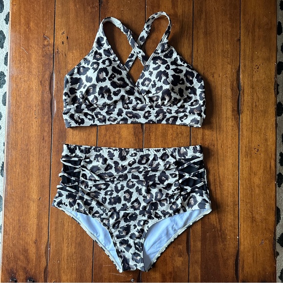 Other - NWOT Hi-Rise Bikini Set 18W